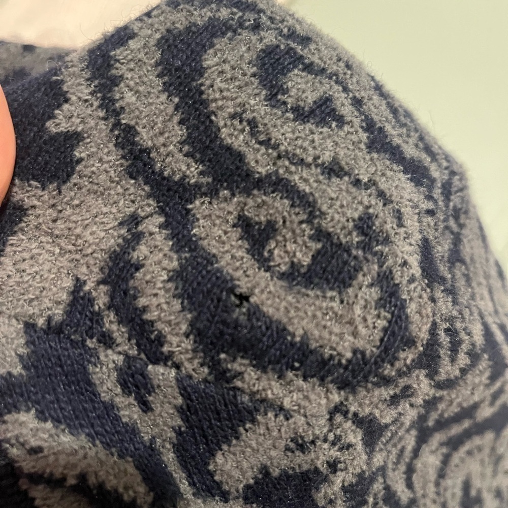 Talbots Black and Gray Floral Women's Sweater - Picture 4 of 7
